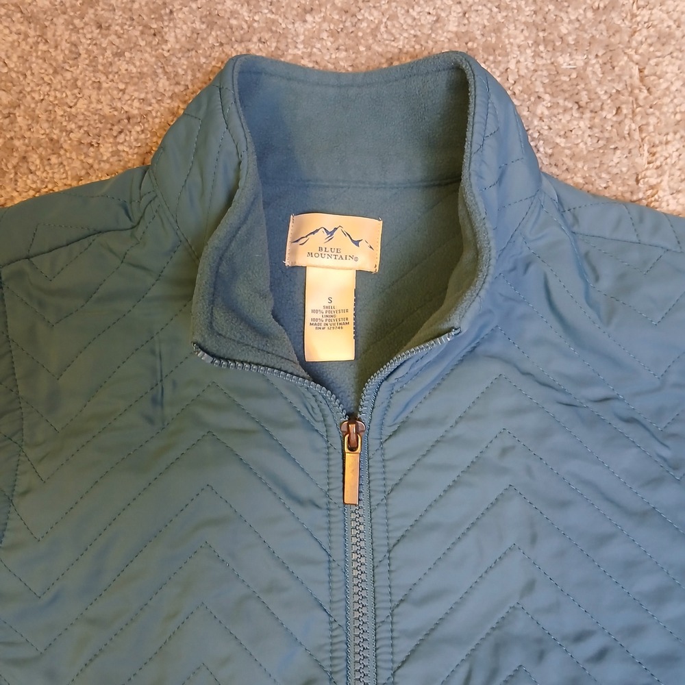 Blue Mountain Women Quilted Puffer Vest Teal Blue Chevron Fleece Lined Small - Picture 3 of 10
